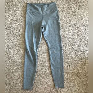 Nike Womens Light Gray Leggings